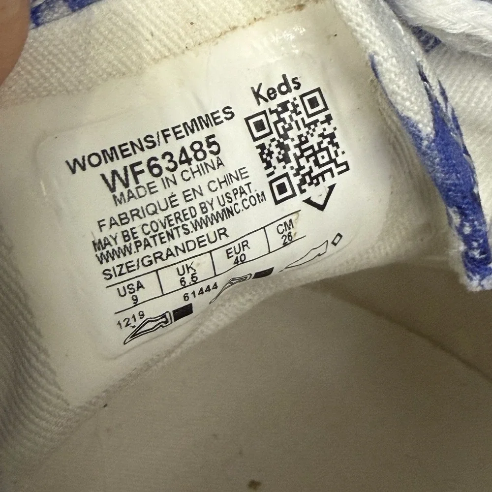 Keds Champion sneakers  Women's Size 9 With Blue and White Tree Toile pattern